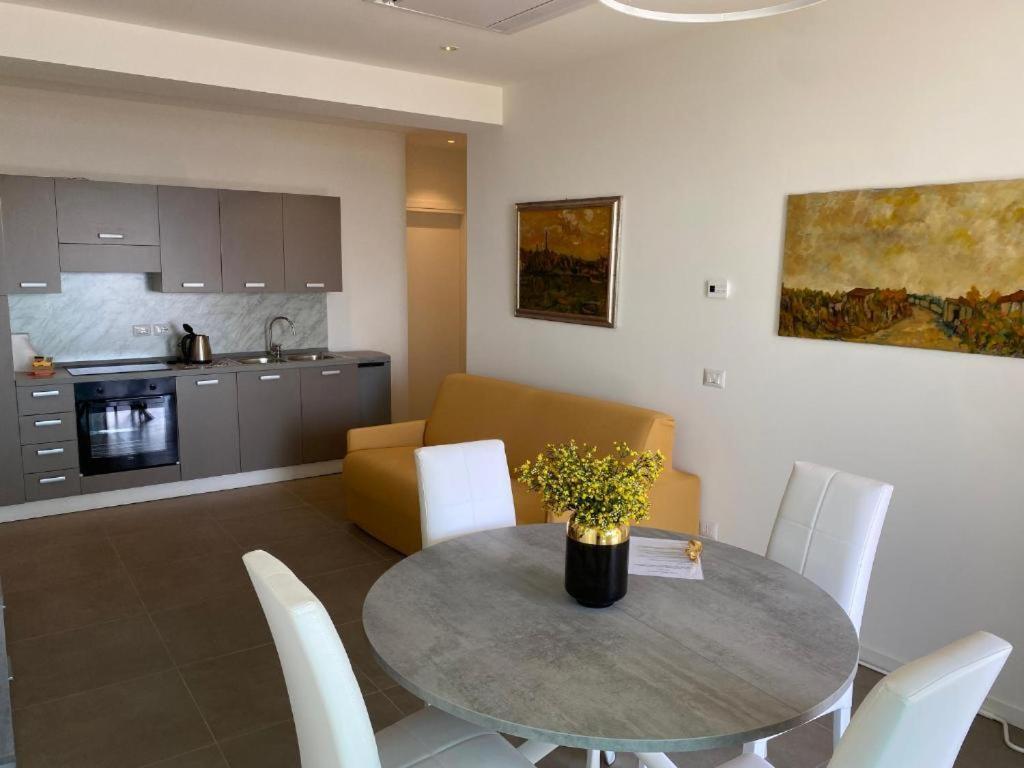Nuovo Residence Serenissima Frontemare - Agenzia Cocal Caorle Luaran gambar