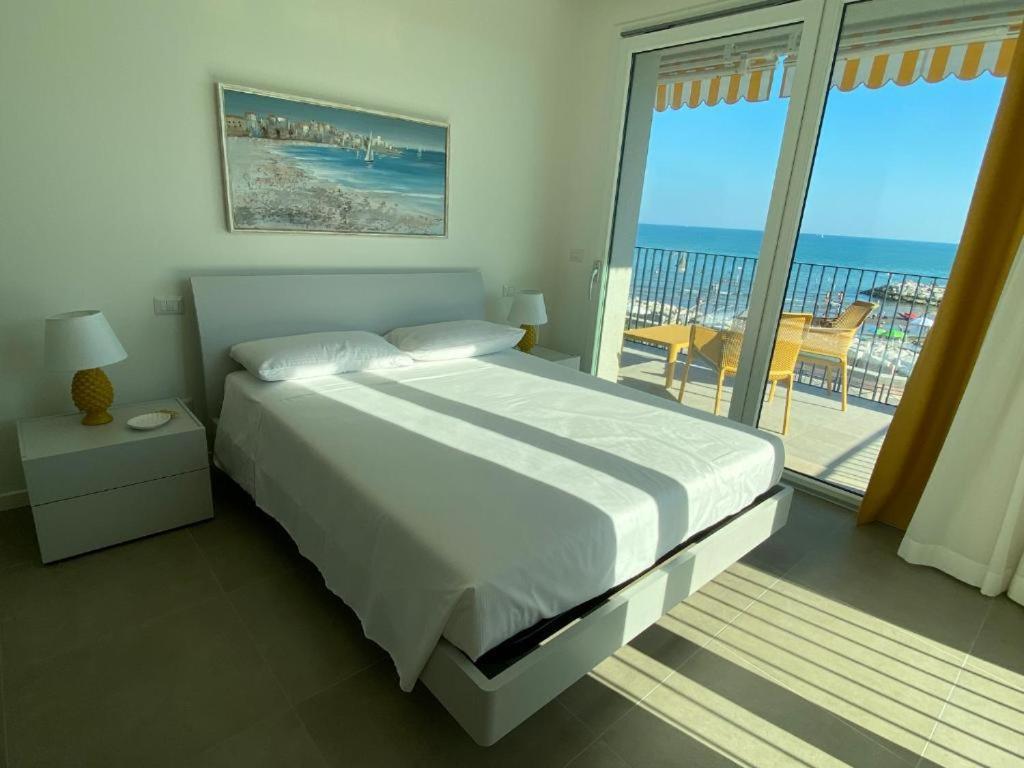 Nuovo Residence Serenissima Frontemare - Agenzia Cocal Caorle Luaran gambar